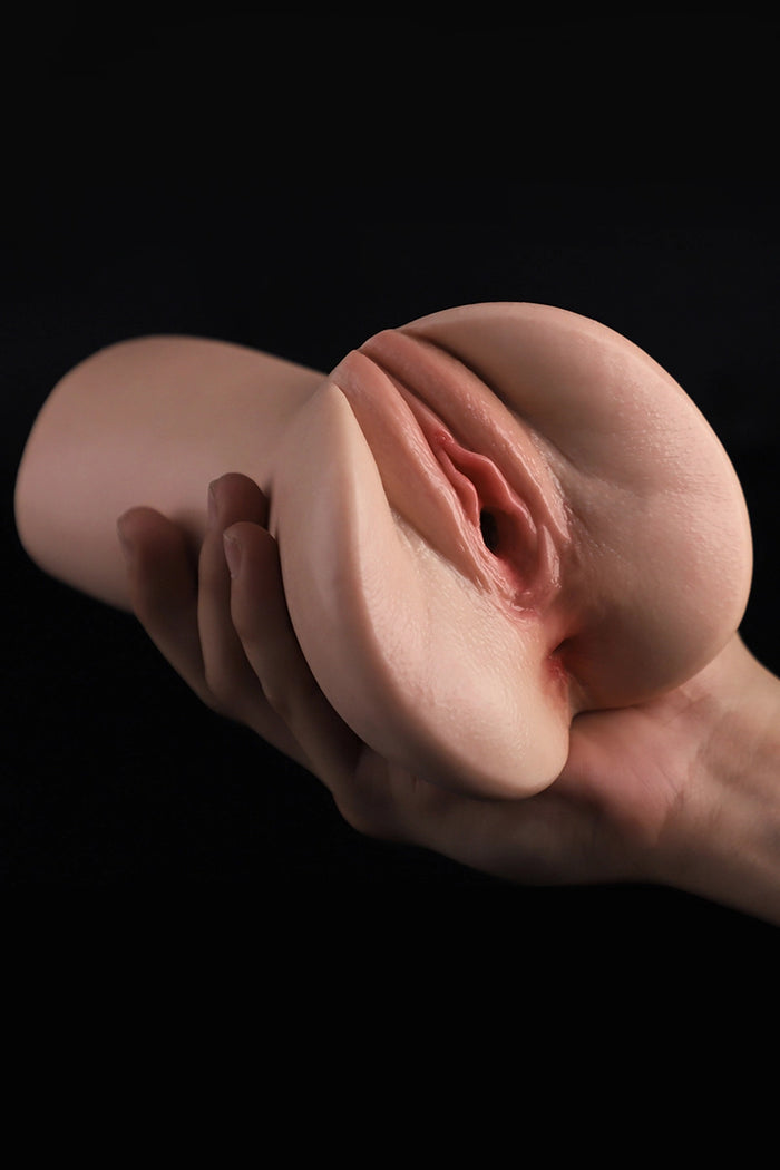 Molly: 1.5LB Portable Silicone Fake Pussy Toy